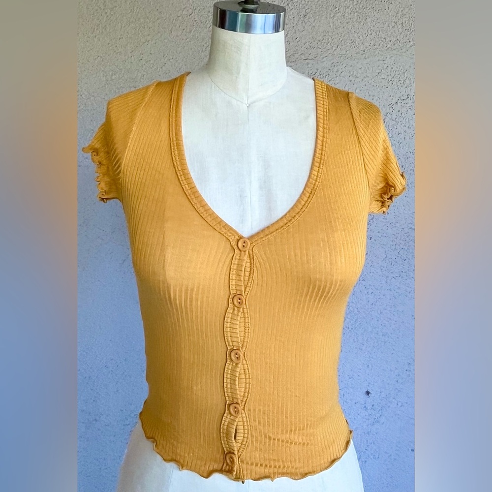 Golden Ribbed Button-Up Crop Top